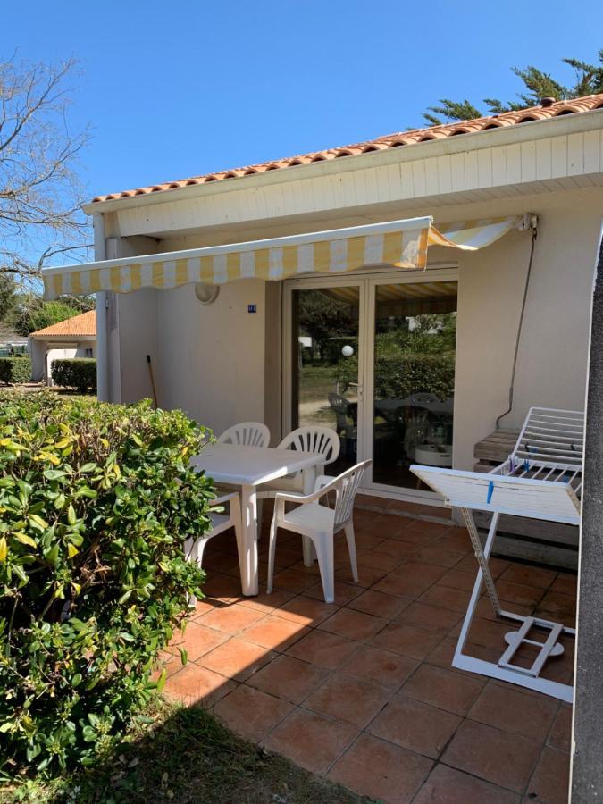Maisonnette La Coti H5 Avec Piscine Interieure Chauffee, A 400 M De La Plage Et Menage De Fin Sejour Compris Saint-Georges-d'Oleron Exteriér fotografie