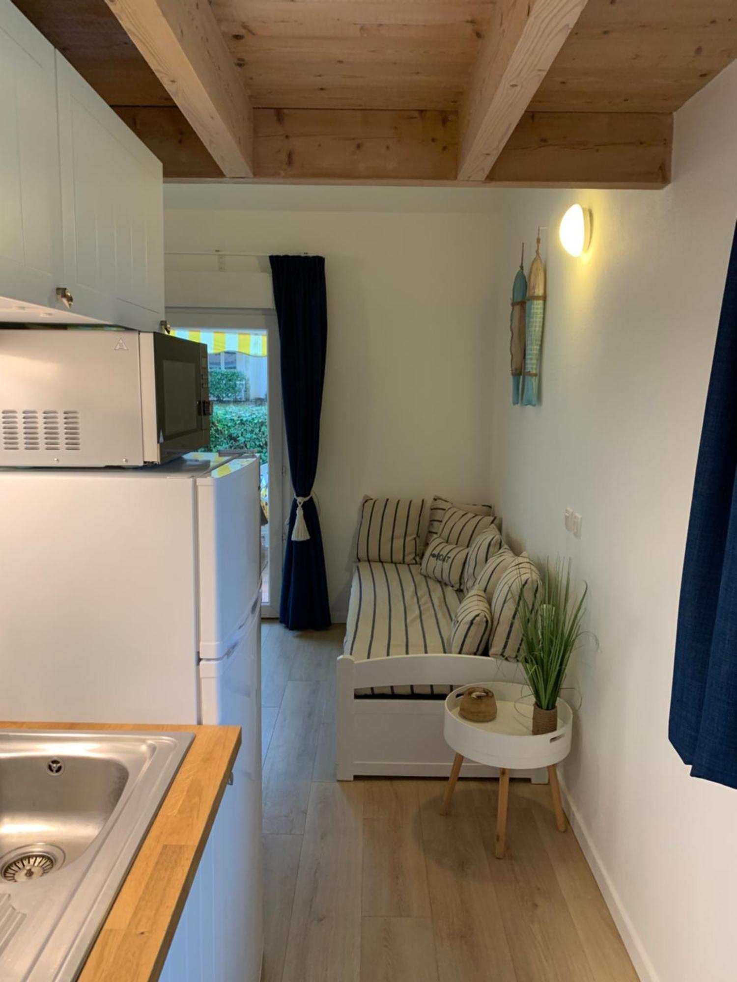 Maisonnette La Coti H5 Avec Piscine Interieure Chauffee, A 400 M De La Plage Et Menage De Fin Sejour Compris Saint-Georges-d'Oleron Exteriér fotografie